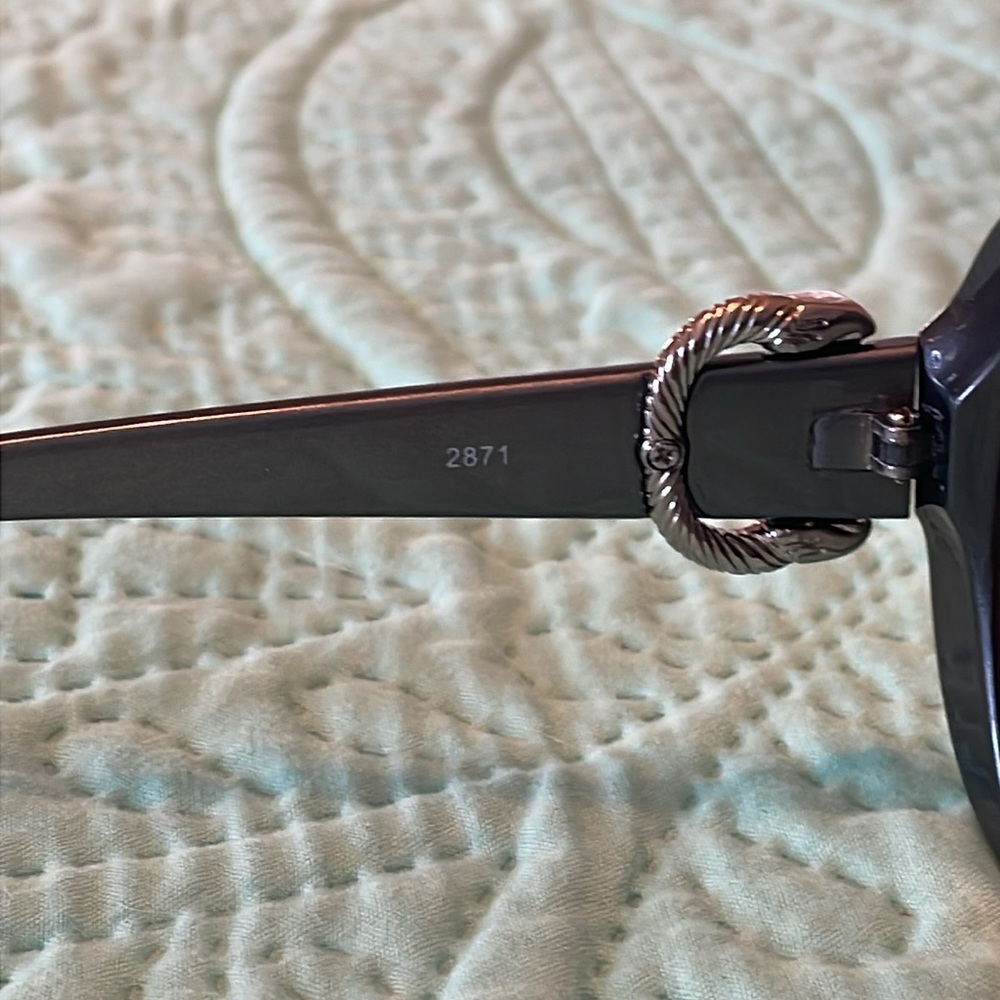 sunglasses - Picture 3 of 5